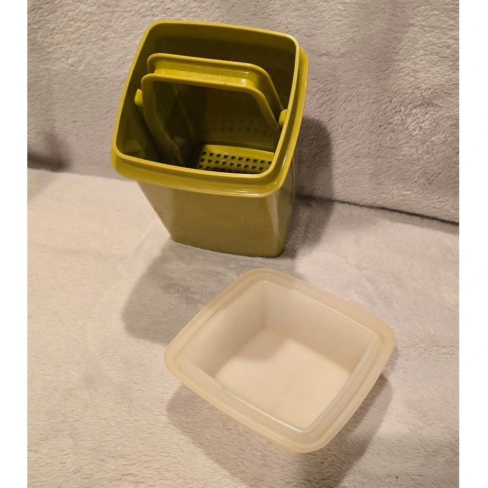 Vintage Tupperware Pickle A Way Server Avocado Green 1330-7 Strainer Container